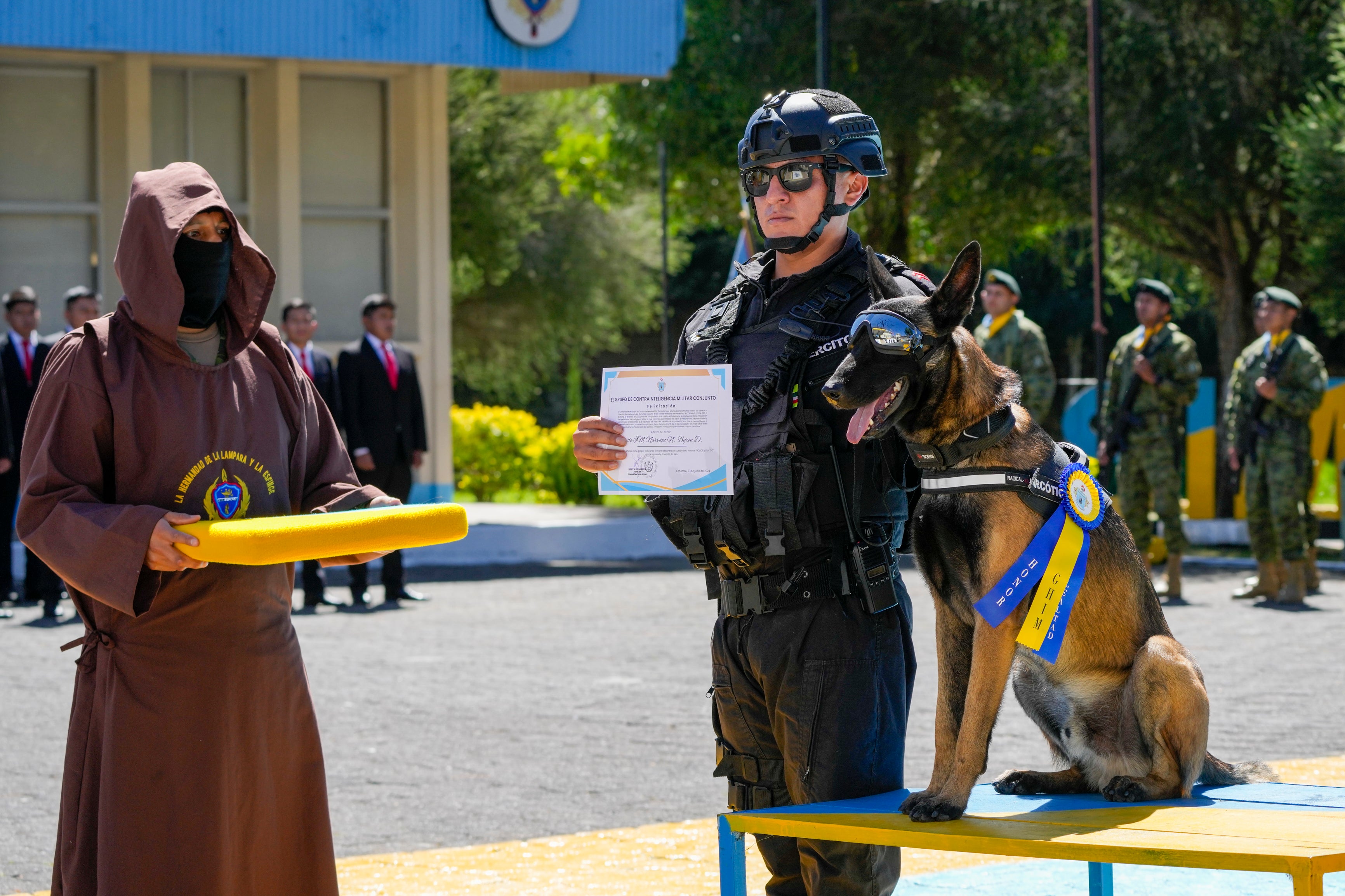 Ecuador Army Dog Awards