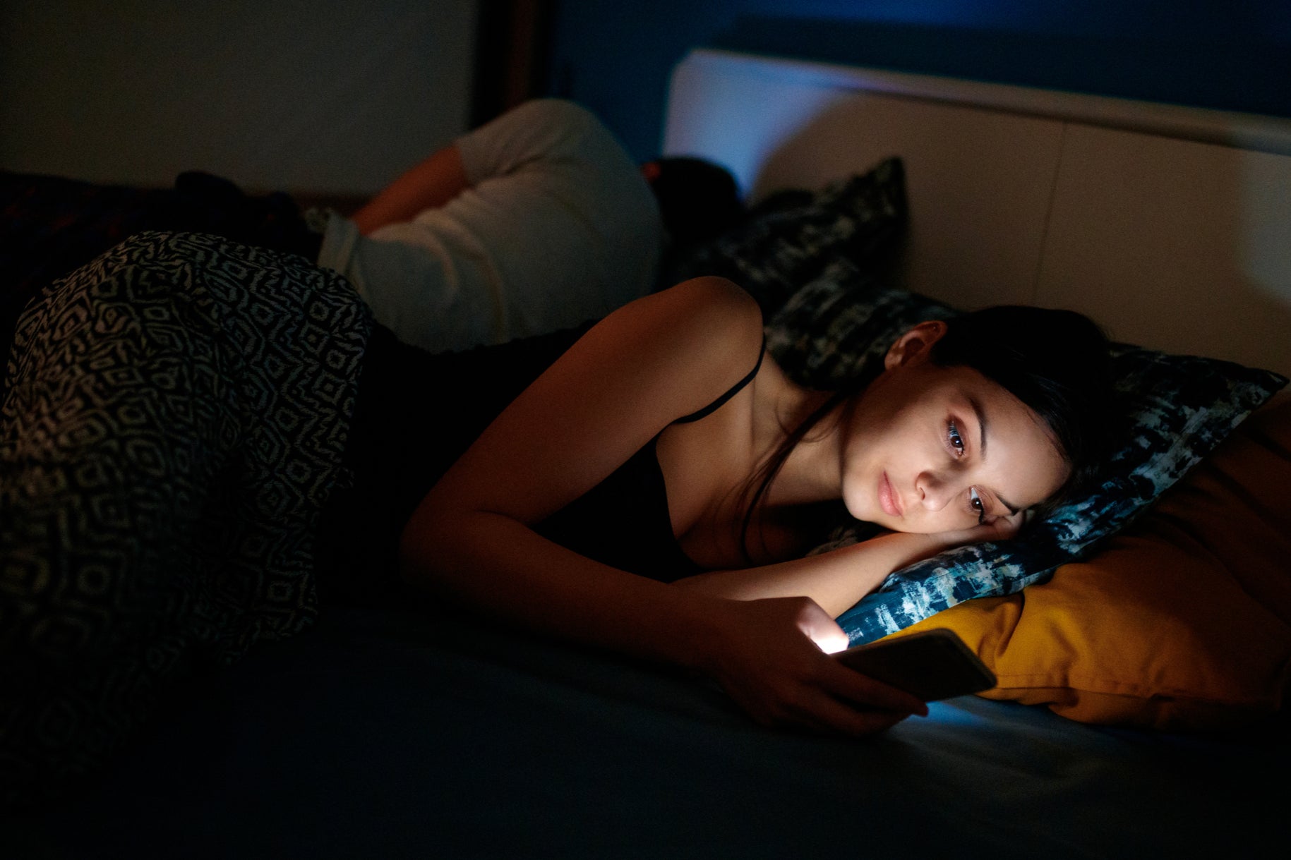 New report finds that screen time before bed is not as detrimental to sleep as previously believed