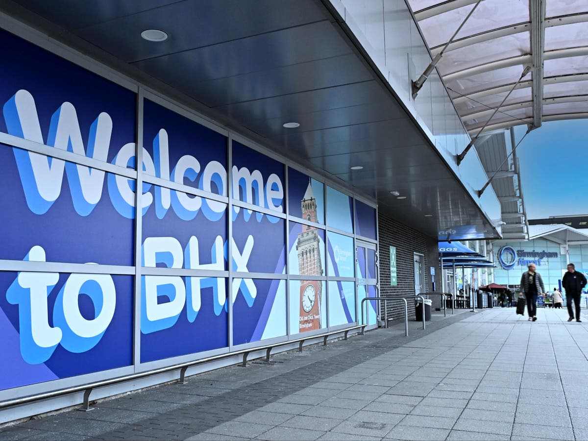 Birmingham Airport confusion as passengers still only allowed 100ml in hand luggage