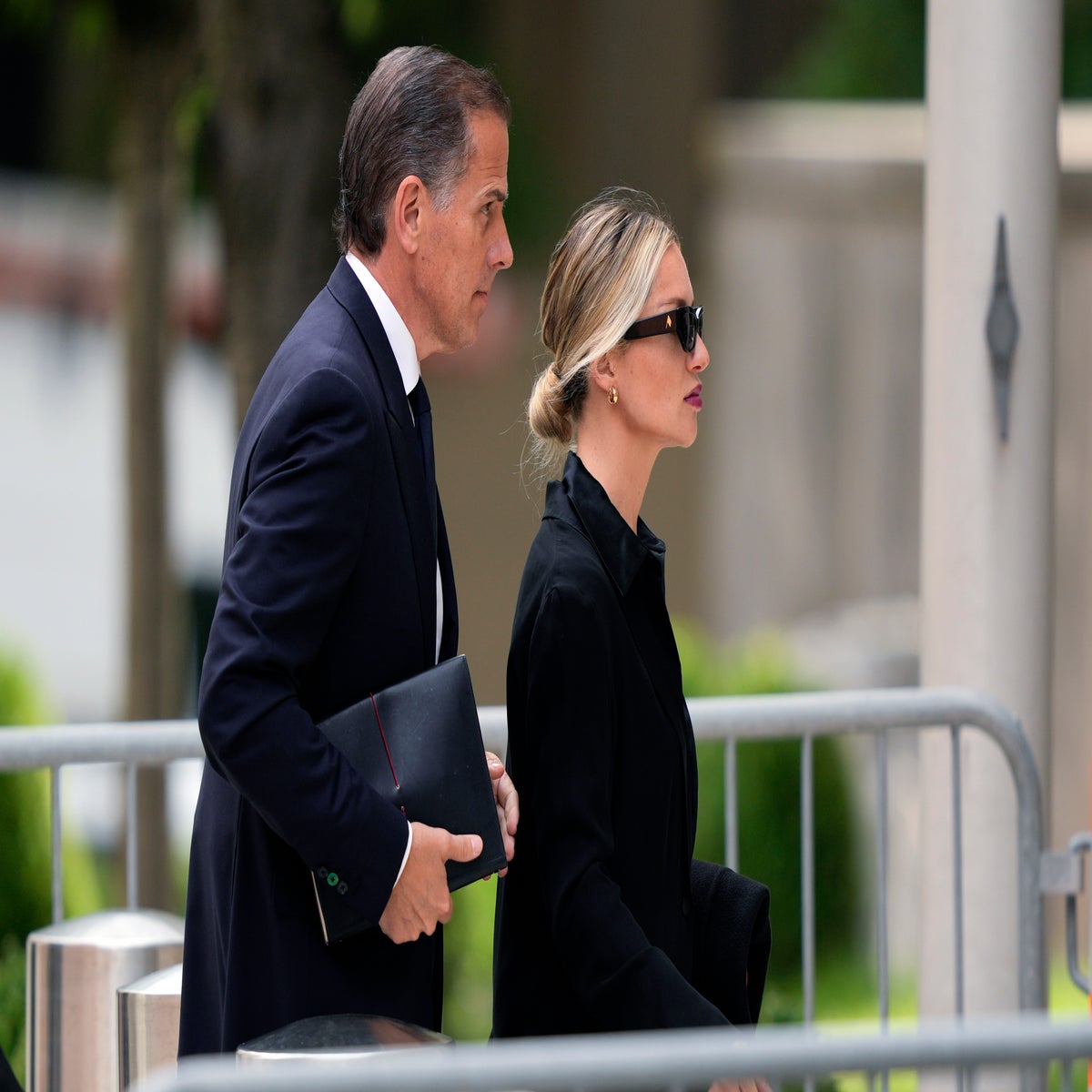 The Latest: Now on the stand: Zoe Kestan, a former girlfriend of Hunter  Biden | The Independent