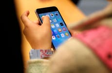 Pressure mounts on Labour over smartphones after survey raises concerns on usage by children