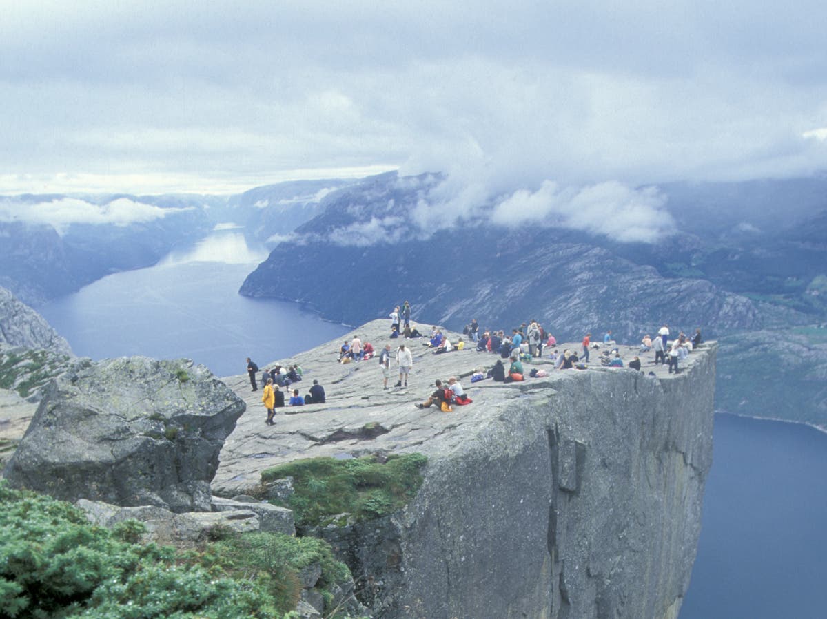 Man dies after falling from 600m-high ‘Mission Unattainable cliff’ in Norway