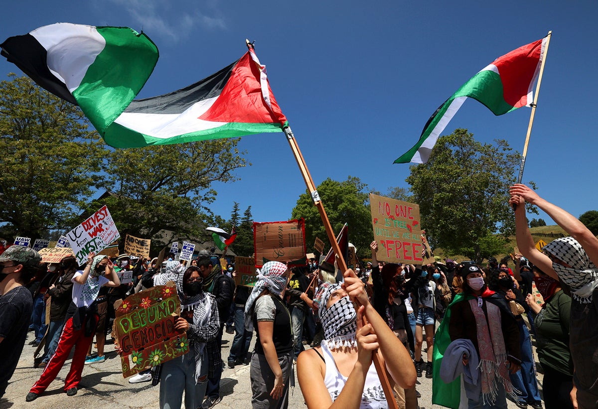 Judge orders temporary halt to UC academic workers’ strike over war in Gaza