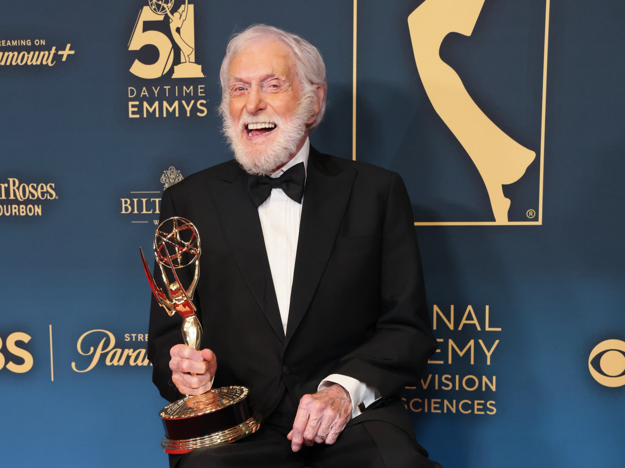 Dick Van Dyke, 98, reveals his 'secret weapon' for living a long life - Vimarsana News