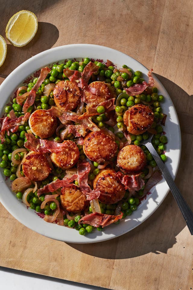 Food-Out There-Scallops with Peas and Prosciutto