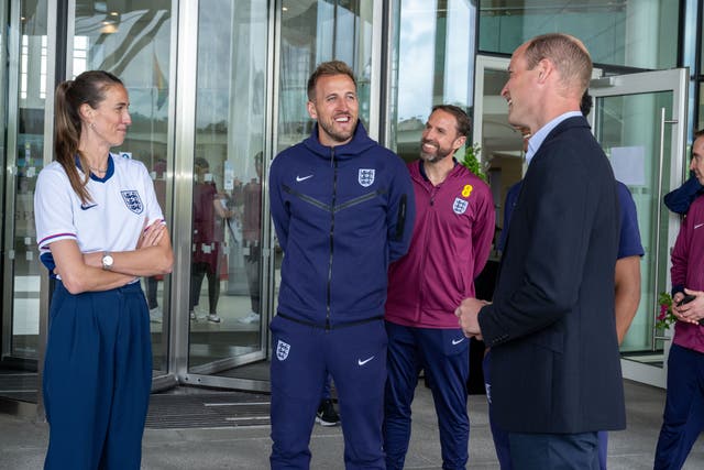 <p>The Prince of Wales speaks with Jill Scott, Harry Kane (centre) and Gareth Southgate</p>