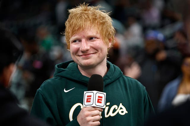 <p>Ed Sheeran reveals he hasn’t owned a cell phone since 2015</p>