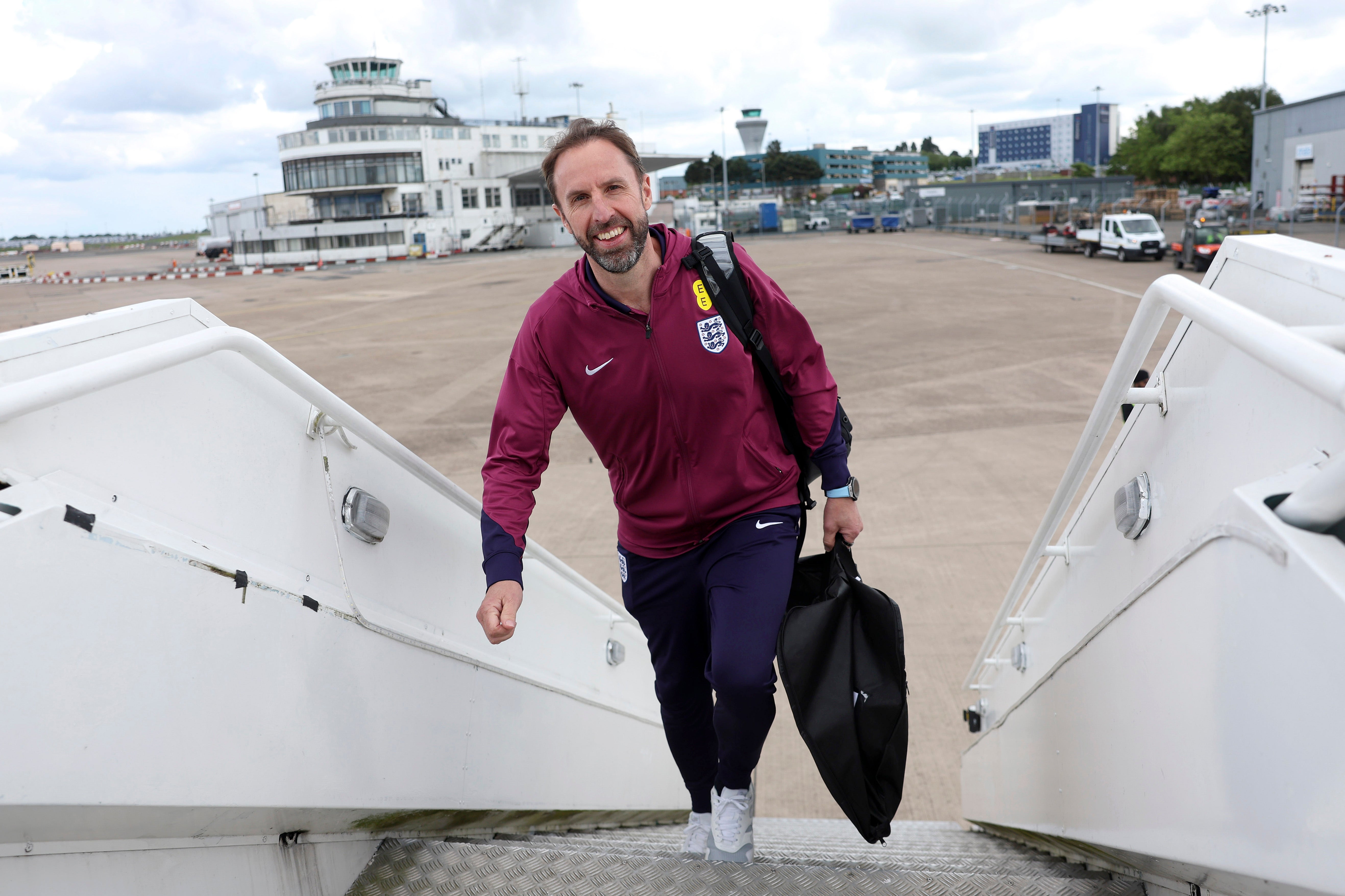 Gareth Southgate boards England’s plane to Germany at Birmingham Airport