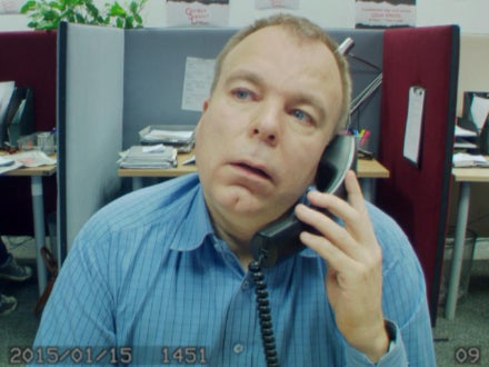 Steve Pemberton no episódio de call center 'Cold Comfort'