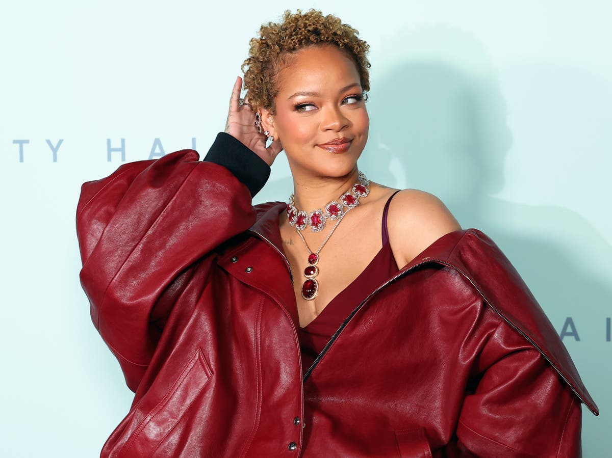 Rihanna shuts down pregnancy rumors amid speculation