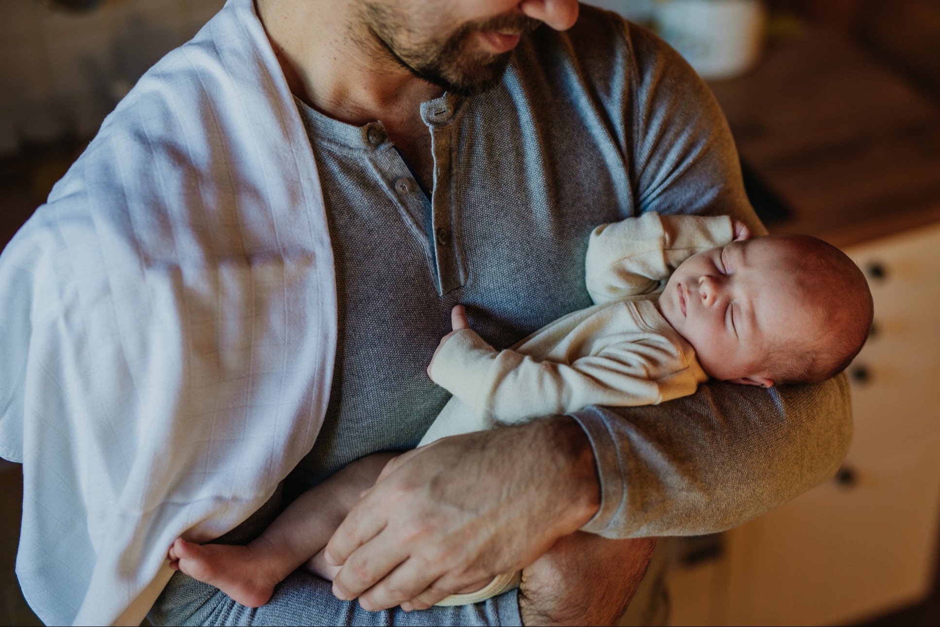 In the UK, most new dads and same-sex partners are entitled to up to two weeks of leave after their baby is born, while in Sweden a couple can get 480 days of paid leave between them