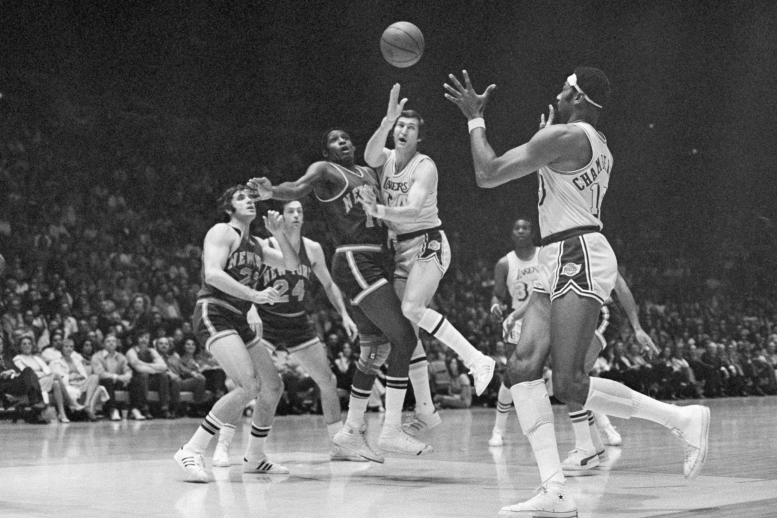 How Jerry West became the NBA's logo, and why the league never officially  admitted it was him