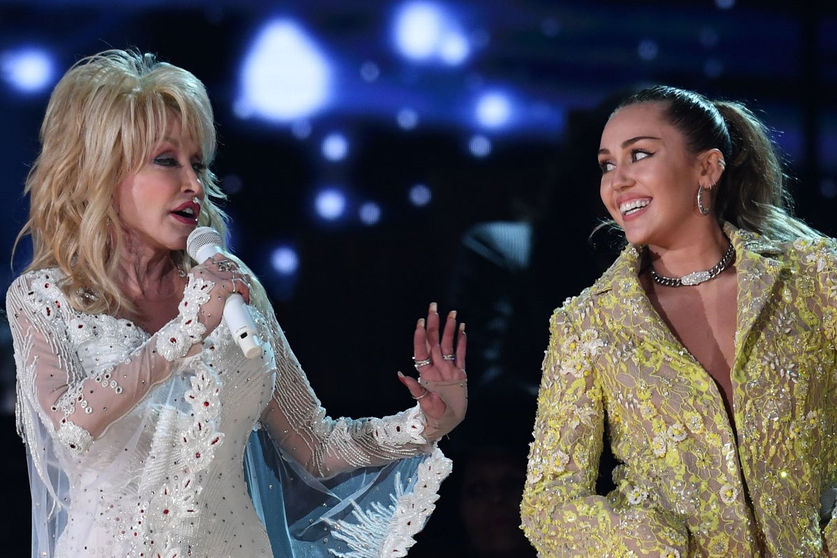 Miley Cyrus recalls Dolly Parton’s final advice and lessons after the star’s death