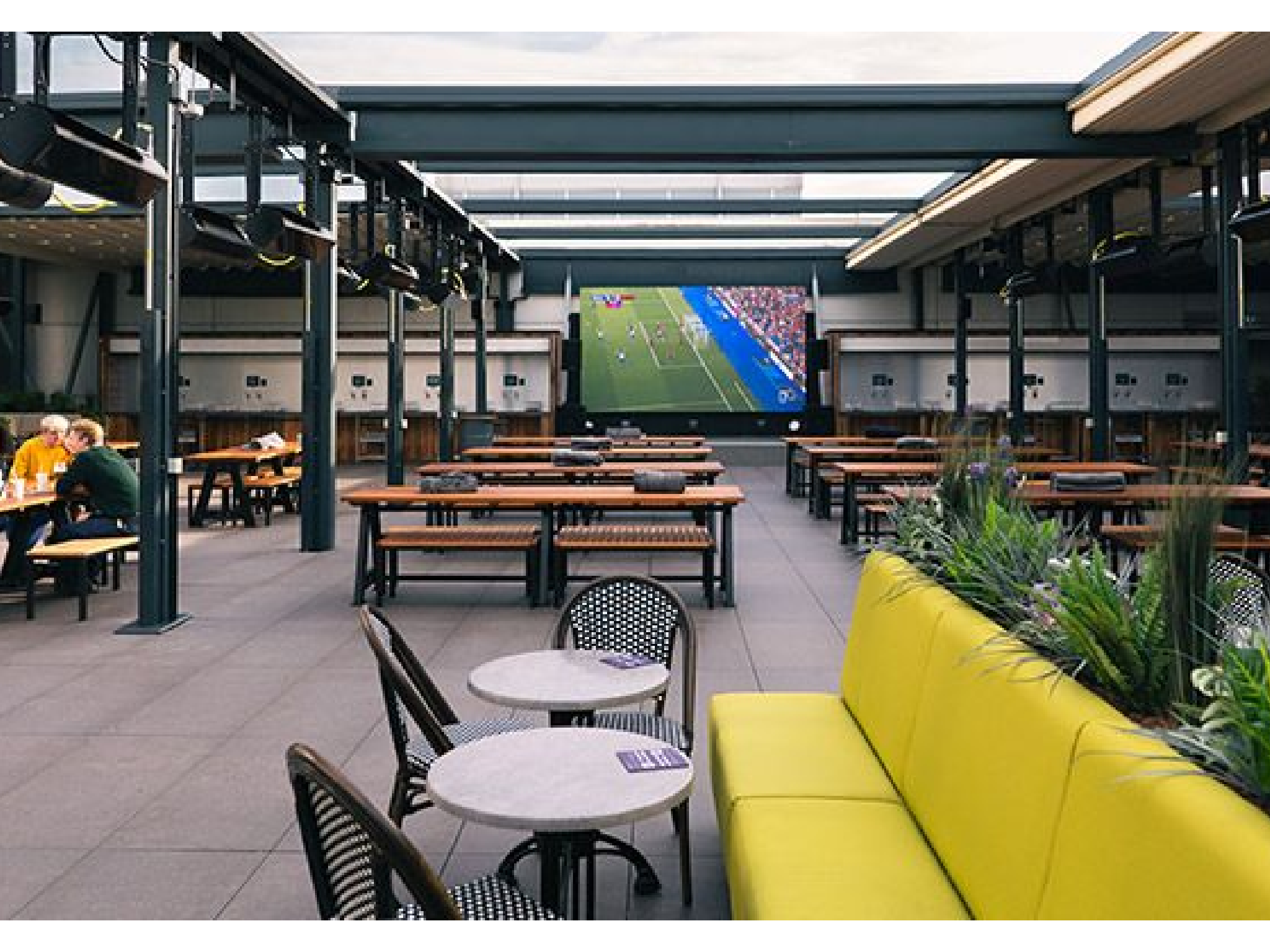 Gravity MAX’s terrace has a retractable roof so you can watch the games in all weathers
