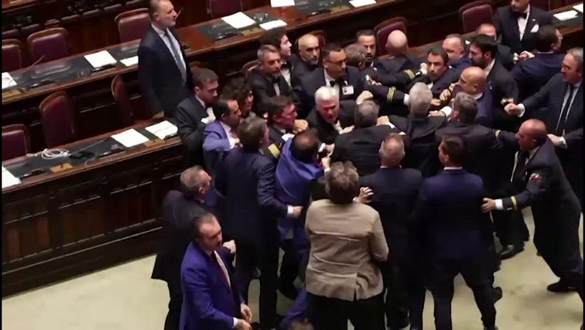 Massive brawl breaks out in Italian parliament over local government bill