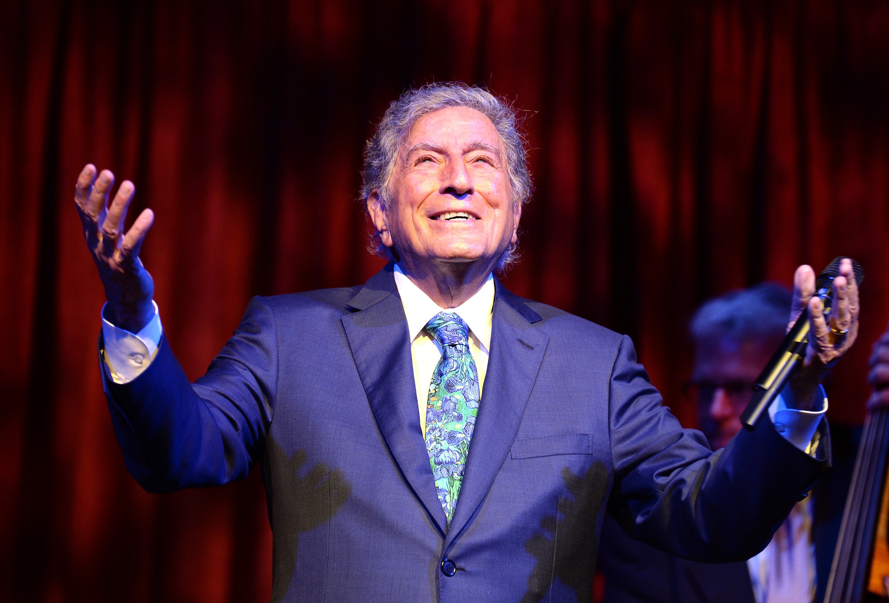 Tony Bennett se apresentando em Nova York em 2015