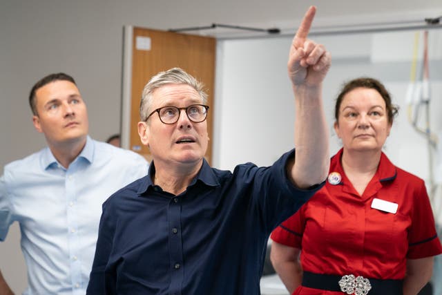 Labour Party leader Sir Keir Starmer and shadow health secretary, Wes Streeting meet patients and staff at Bassetlaw Hospital in Nottinghamshire (Stefan Rousseau/PA)