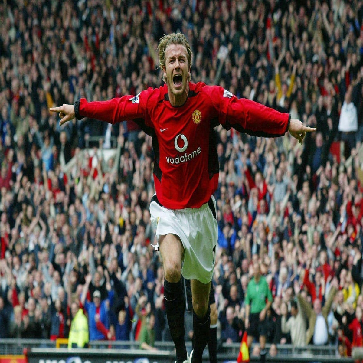 On this day in 2003: Man United accept £25m David Beckham bid from Real  Madrid | The Independent
