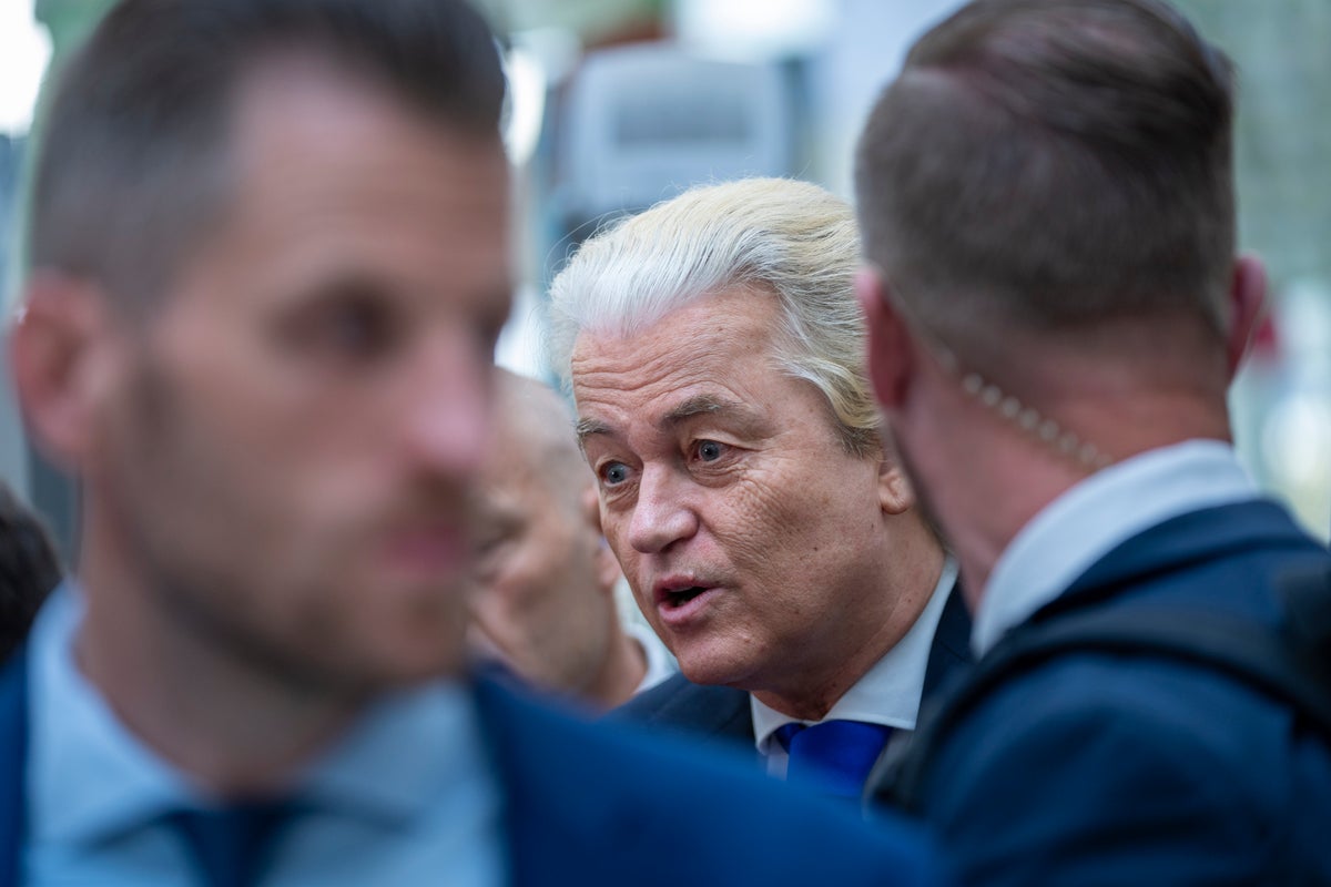 Dutch candidate Cabinet ministers are questioned by official working to build coalition government