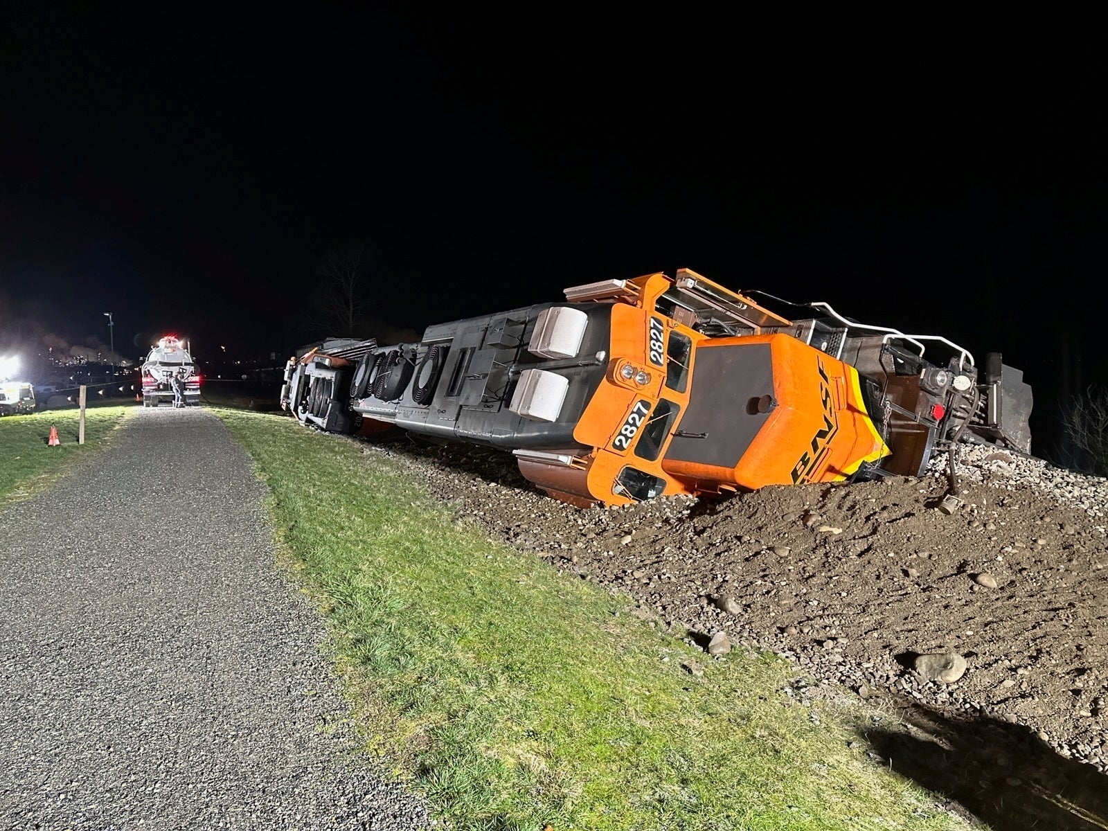 Washington-Tribe-Oil-Train-Trespassing