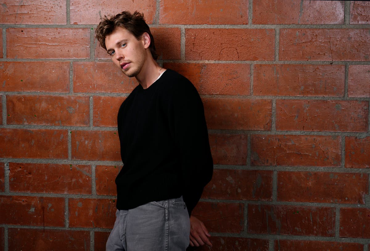 Austin Butler reflects on Paul McCartney&rsquo;s house party with Taylor Swift