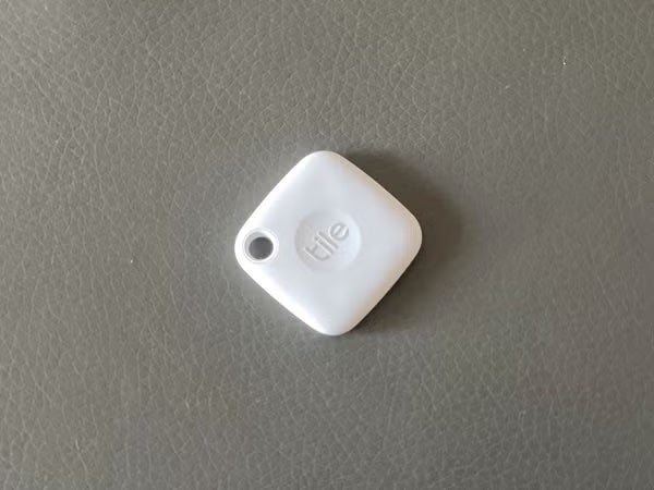 Tile Mate, best key finders and bluetooth trackers 