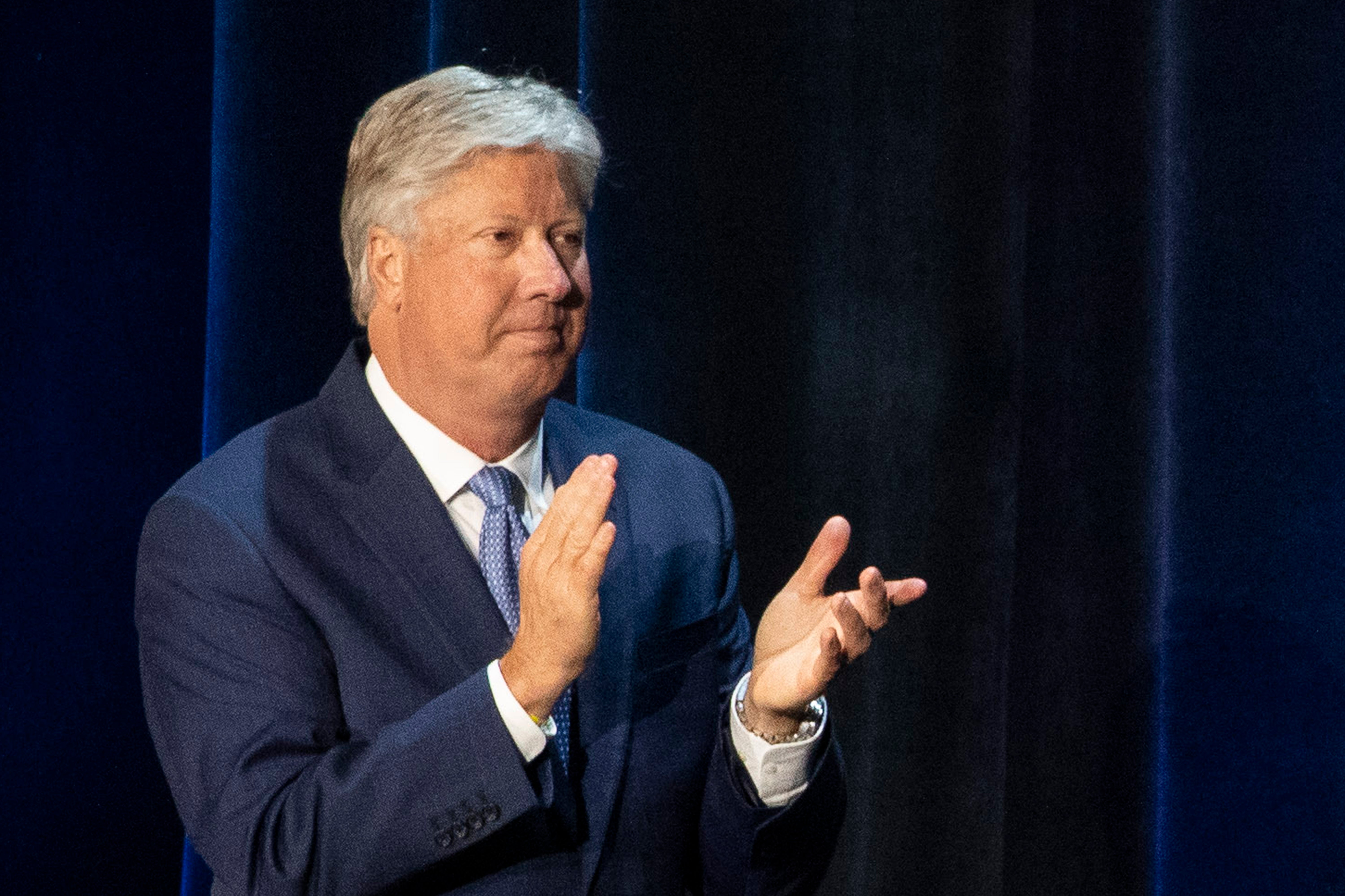 Gateway Church’s board of elders said in a statement, released onTuesday, that they’d accepted senior pastor Robert Morris’ resignation