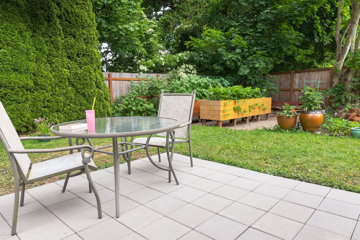 5 ways to spruce up your outdoor space for summer