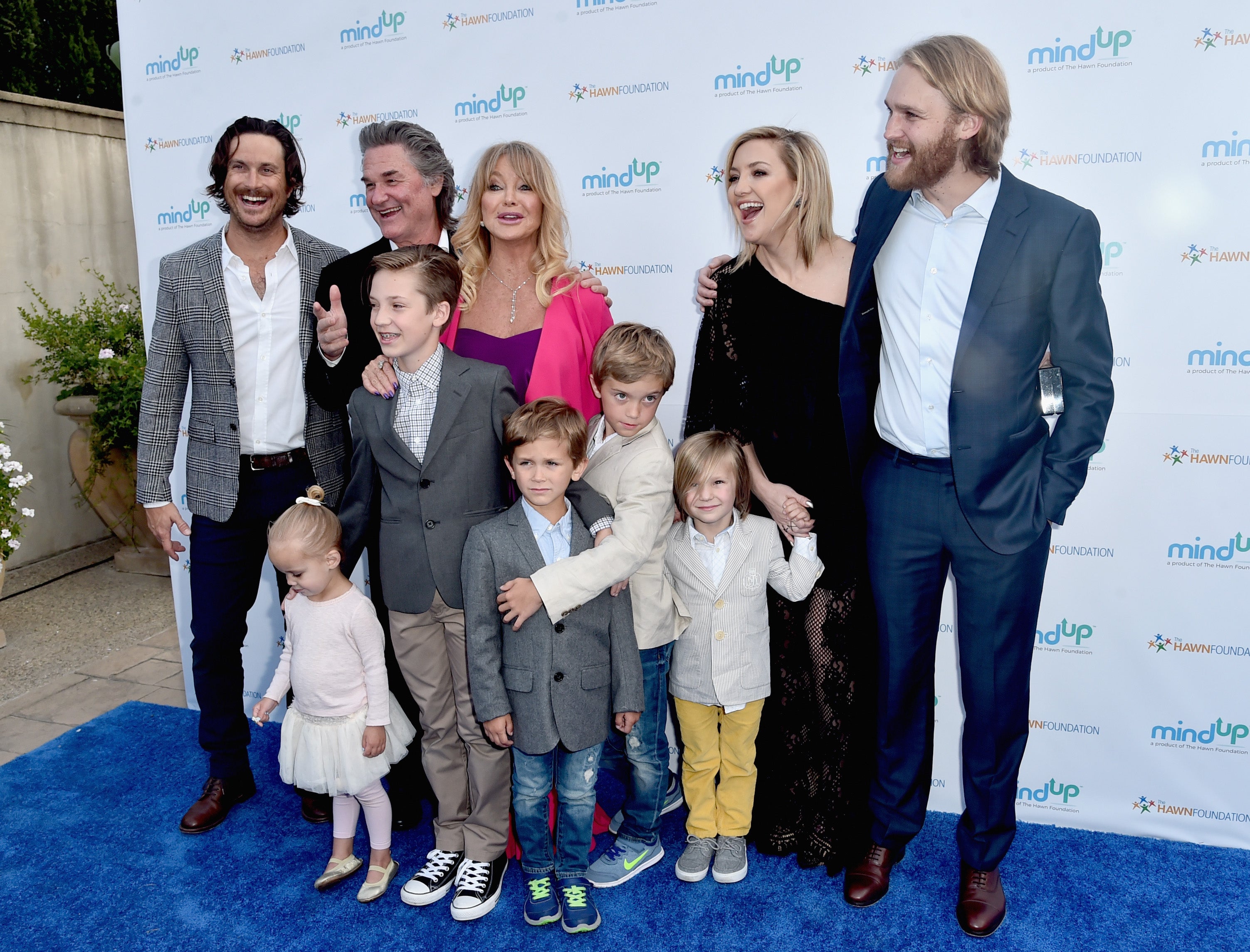 Actors Oliver Hudson, Kurt Russell, Goldie Hawn, Kate Hudson and Wyatt Russell attend Goldie Hawn’s Annual Goldie’s Love In For Kids on 6 May, 2016 in Beverly Hills, California.