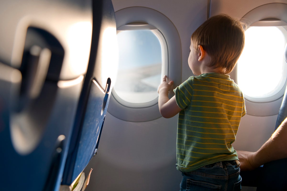 Couple threaten to discipline stranger’s child on a flight – leaving social media users torn