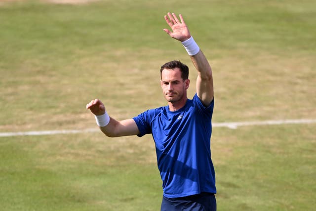 <p>Andy Murray acknowledges the fans as injury forces him to pull out of his second-round match against Jordan Thompson at Queen’s Club on Wednesday </p>