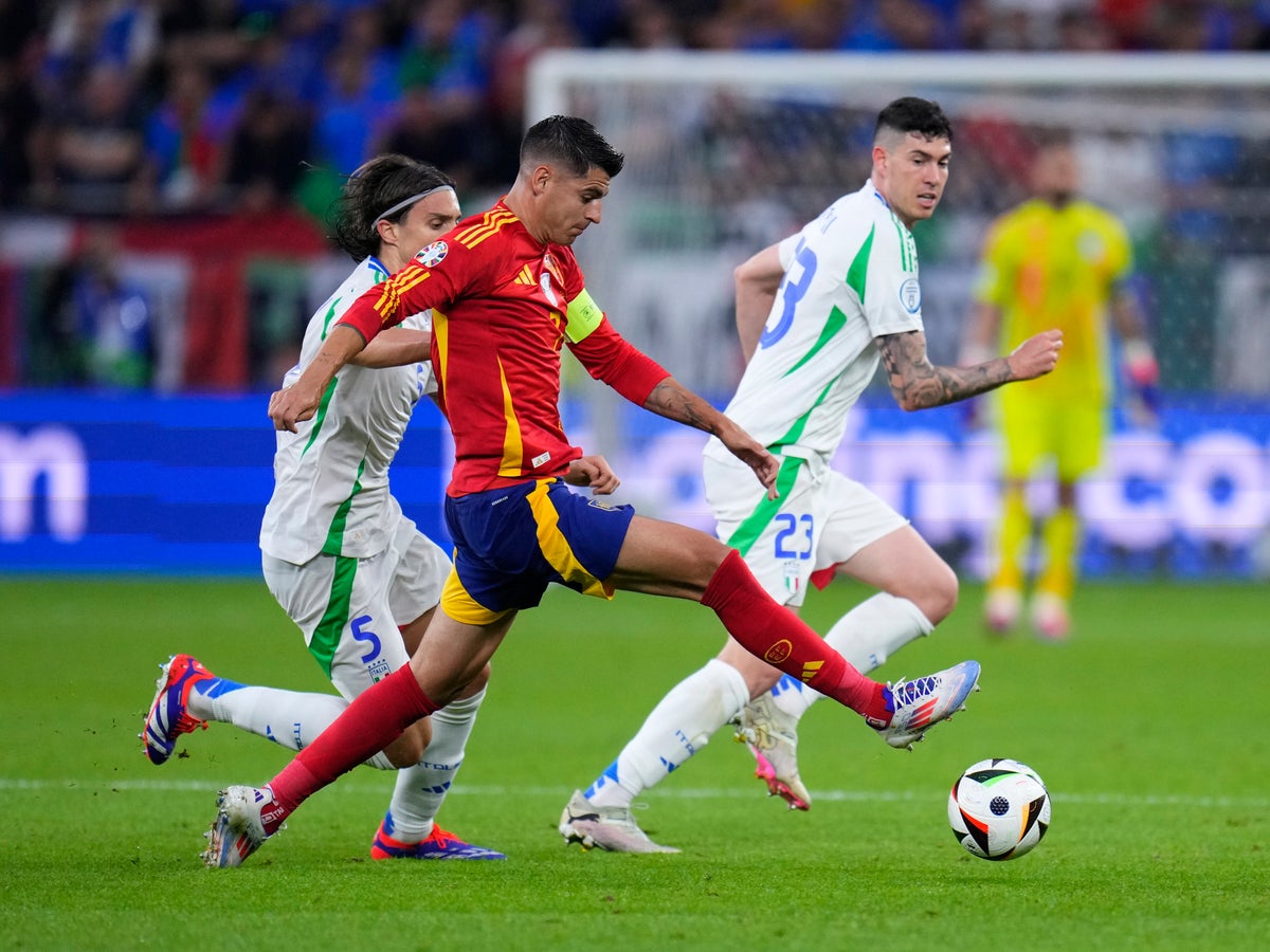 Spain v Italy LIVE: Latest score as Nico Williams misses sitter at start of Euro 2024 blockbuster | The Independent