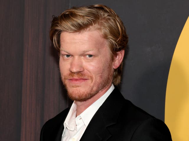 <p>Jesse Plemons admits he lost over 50 pounds by intermittent fasting </p>