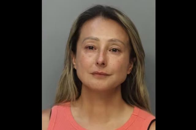 <p>Lina Alexandra Gutierrez-Farfan is accused of giving unlicensed Botox injections. Florida police say they caught her in a sting at a mall’s parking lot. </p>