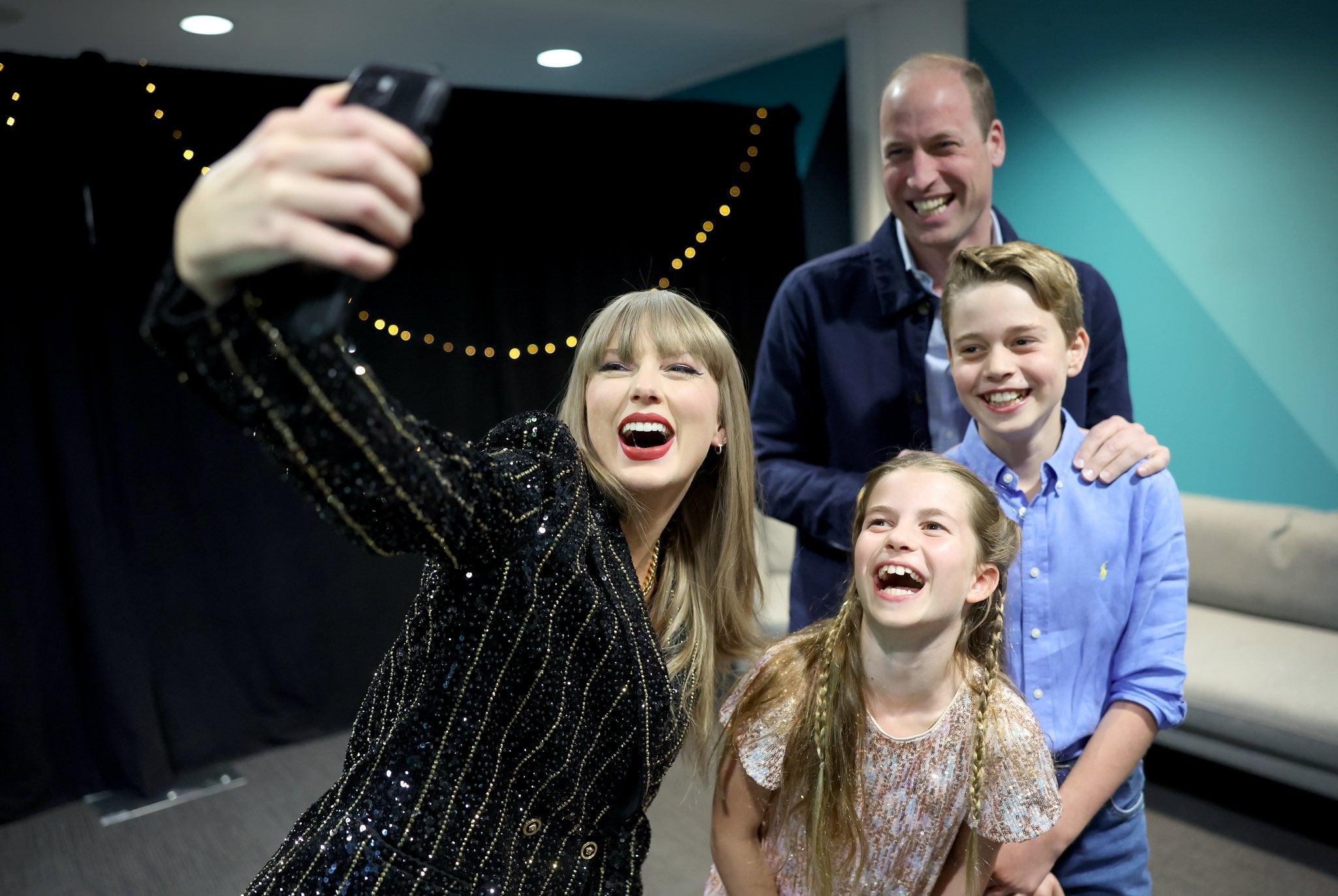 Royals pose for selfie with Swift