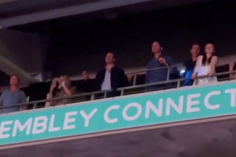 Prince William has been filmed dad dancing at Taylor Swift’s first concert in Wembley Stadium