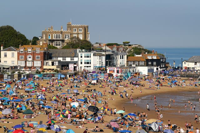 <p>Temperatures are expected to reach highs of 30C, particularly in the South East (Gareth Fuller/PA)</p>