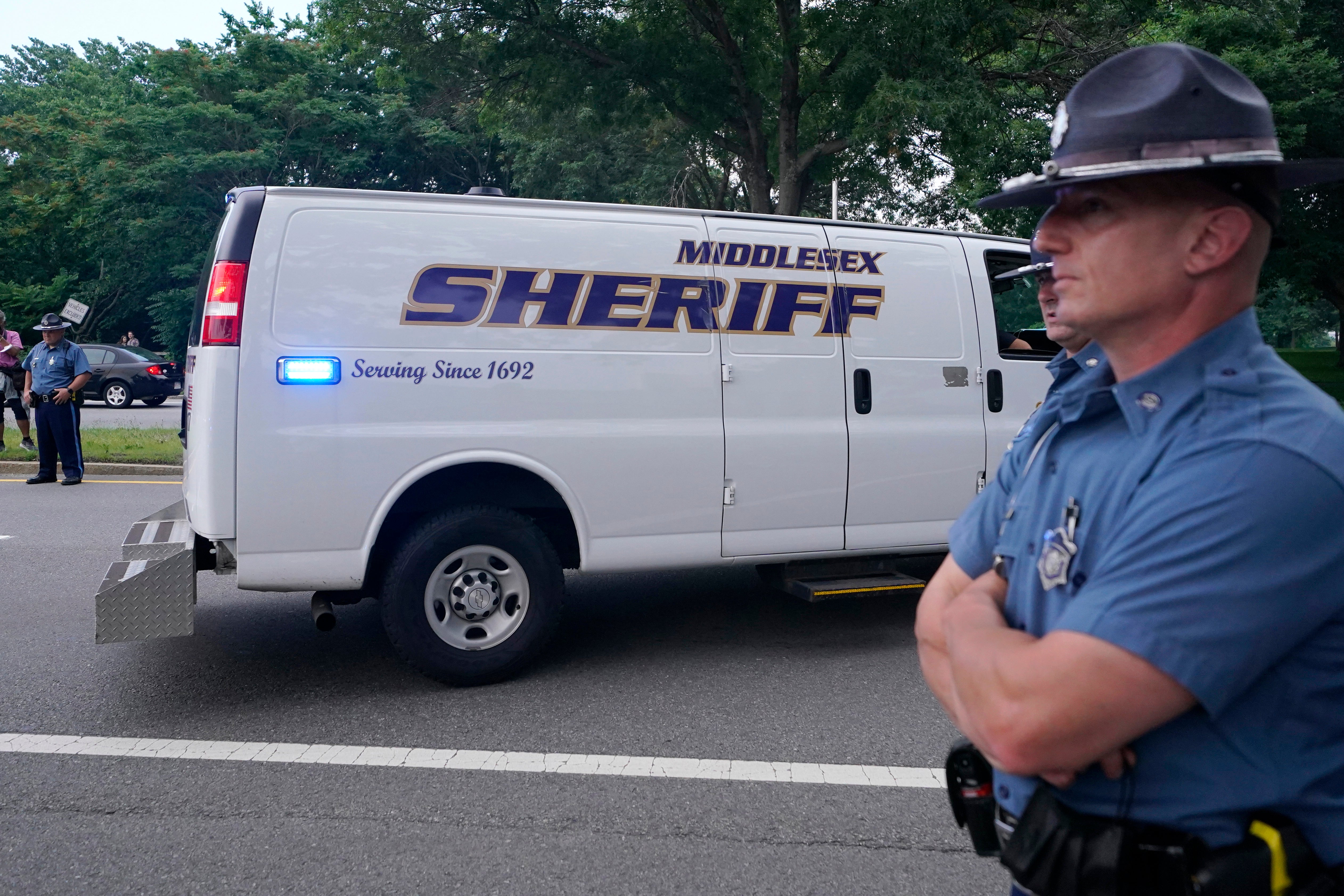 Massachusetts-Traffic Stop-Armed Men