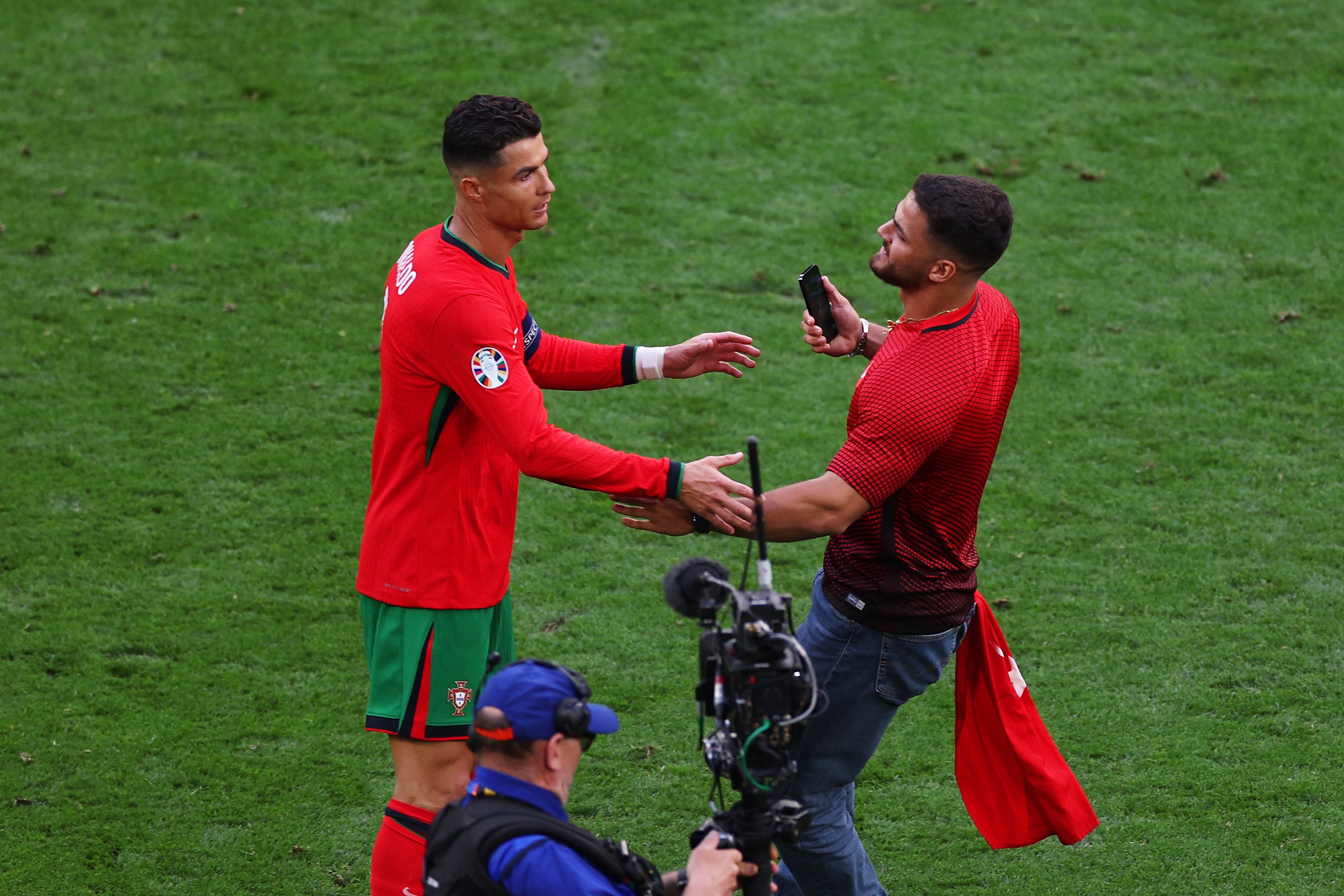 Ronaldo became frustrated as more fans wre abel to make it onto the pitch