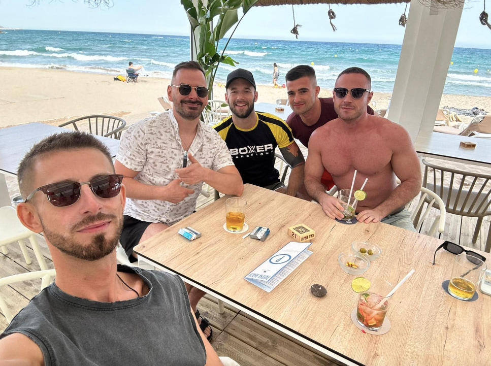 Ryan Anthony (center) pictured on holiday in Spain