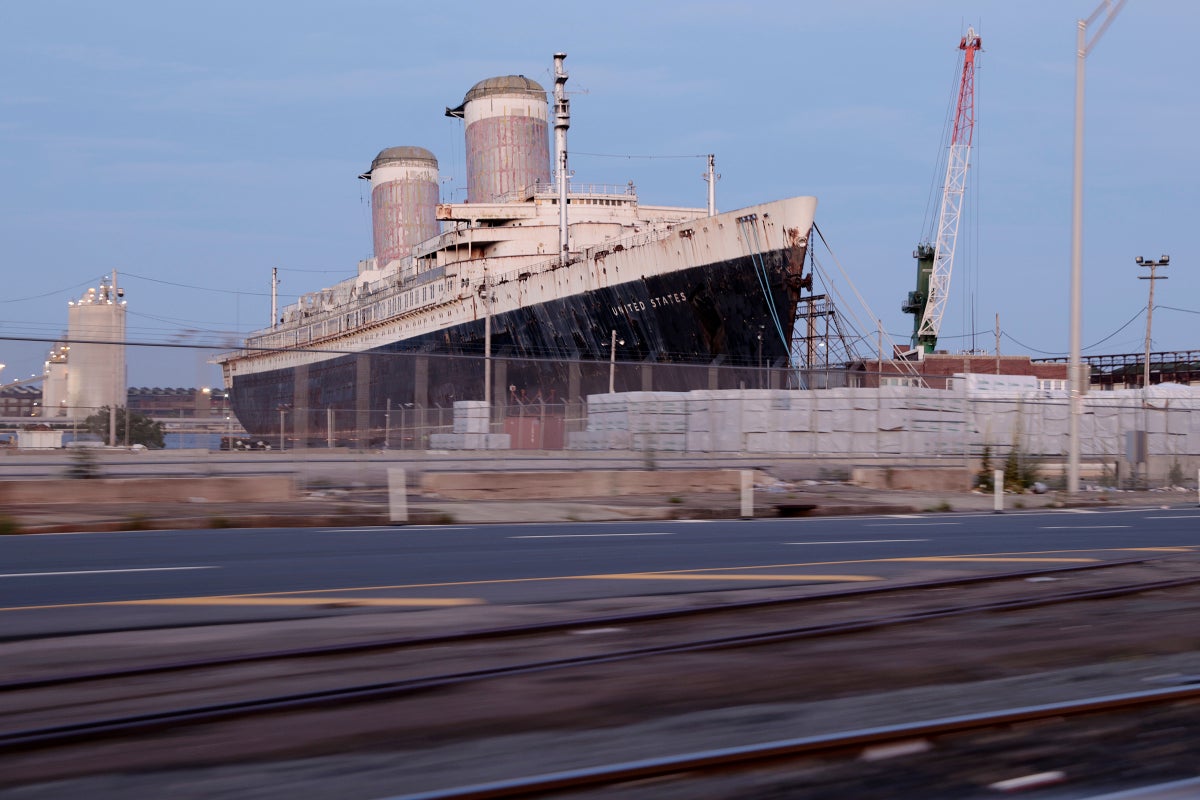 Conservancy that oversees SS United States seeks $500K to help relocate historic ship