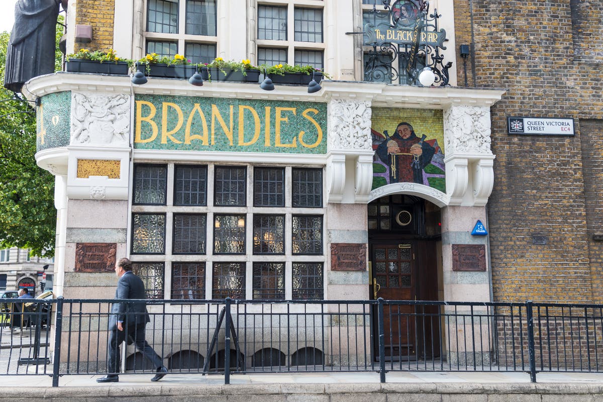 This pub walking tour has been named the best thing to do in the UK by TripAdvisor for two years running