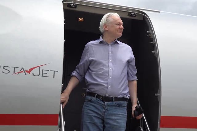 <p>WikiLeaks founder Julian Assange arrives in Bangkok, en route to Australia after five years in a British jail</p>