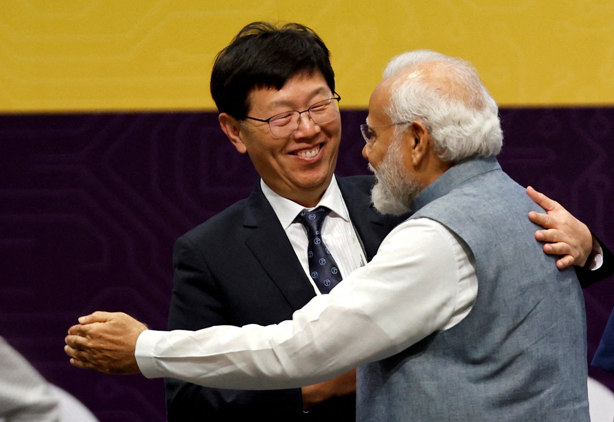 Indian prime minister Narendra Modi greets Foxconn chief Young Liu at a semiconductor conference in Gandhinagar city