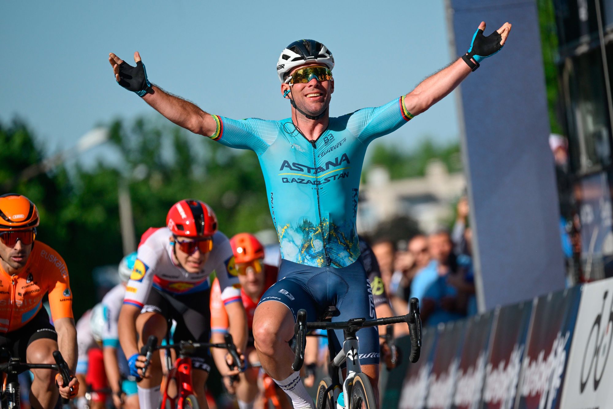 Mark Cavendish is seeking a record-breaking 35th Tour stage victory (Astana-Qazaqstan/Sprint Cycling)
