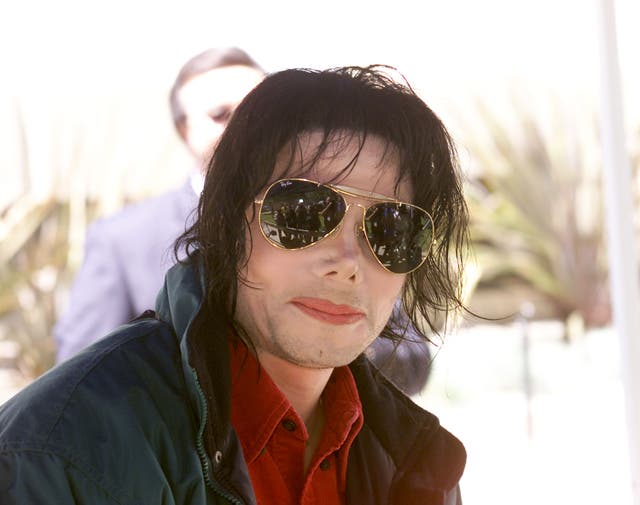 <p>Michael Jackson</p>