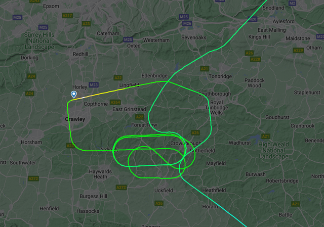 <p>Holding pattern: Flightpath of British Airways flight from Verona which could not land at Gatwick and diverted to Stansted </p>