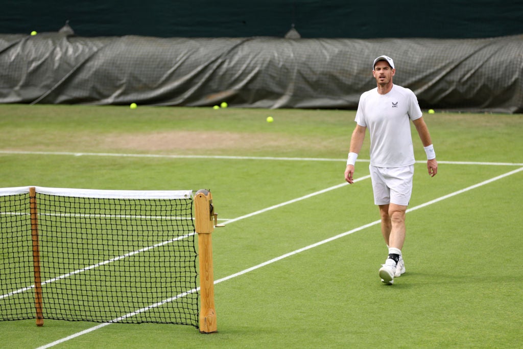 Andy Murray returned to the practice courts