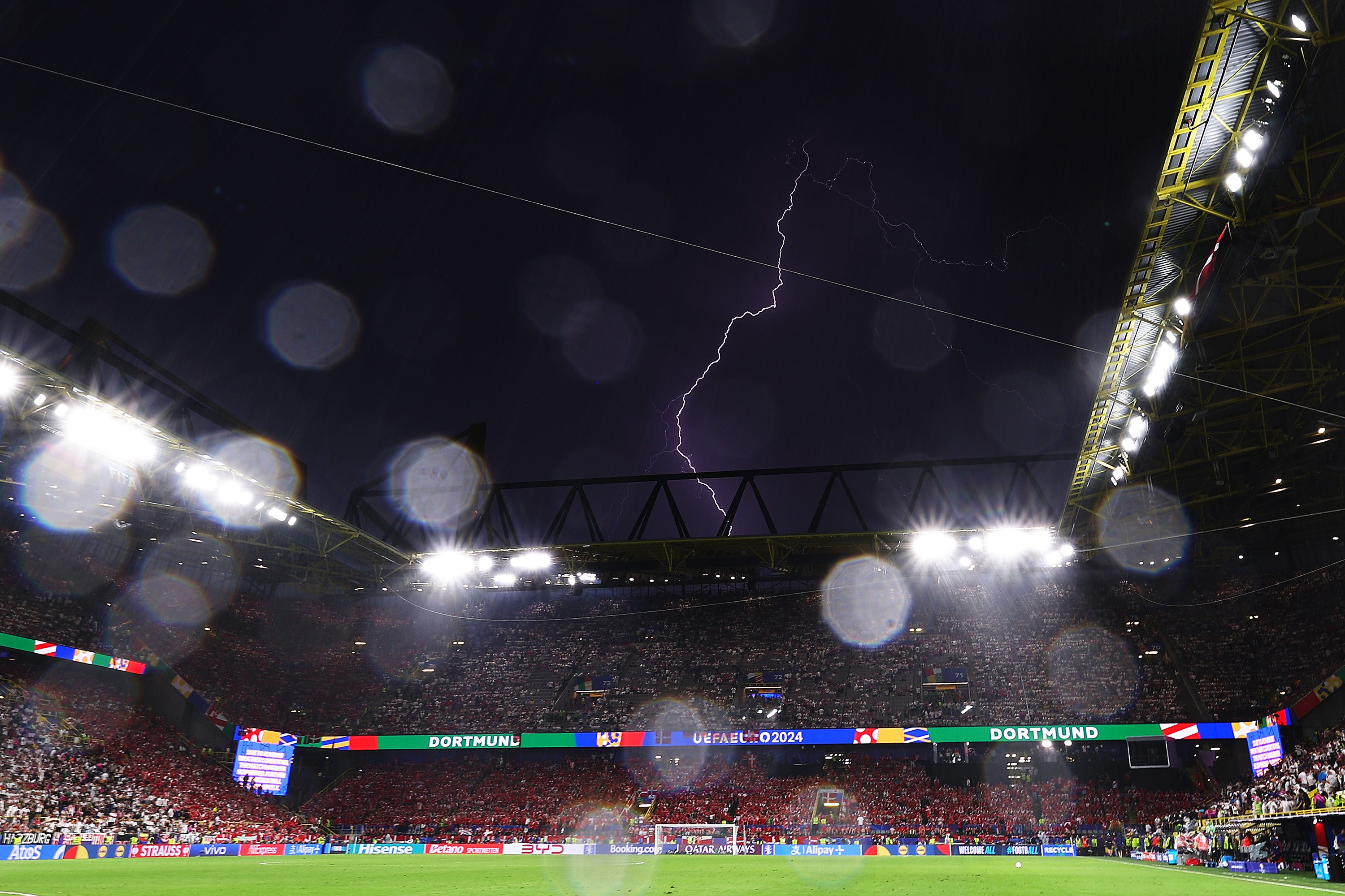 michael oliver, euro 2024, euro 2024 match between germany and denmark suspended as thunderstorm strikes