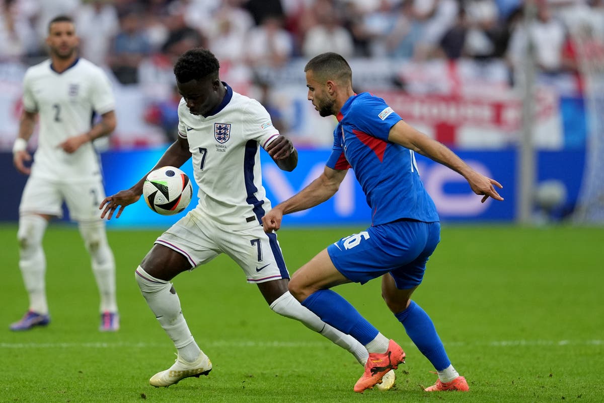 England v Slovakia LIVE: Palmer finally on and Saka at left-back in last-16 tie